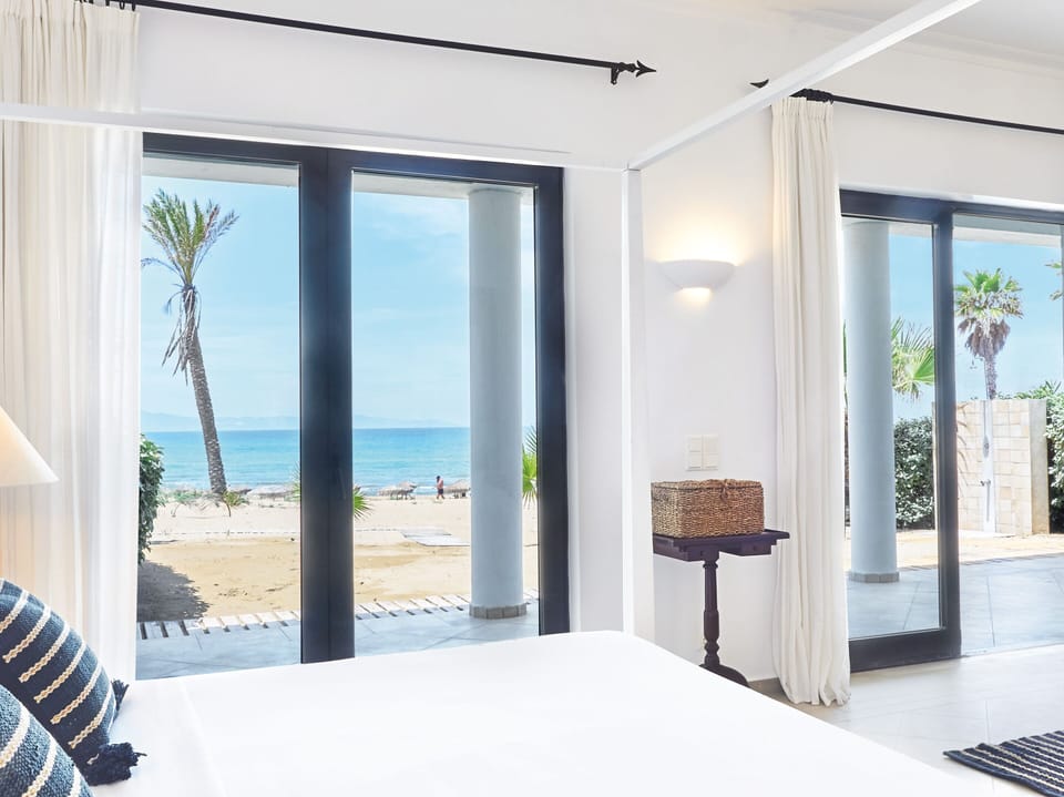 Beach Villa | Minibar, in-room safe, desk, free WiFi