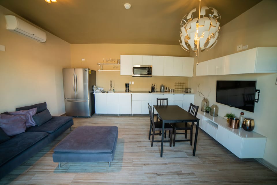 Royal Suite | Living room | Flat-screen TV