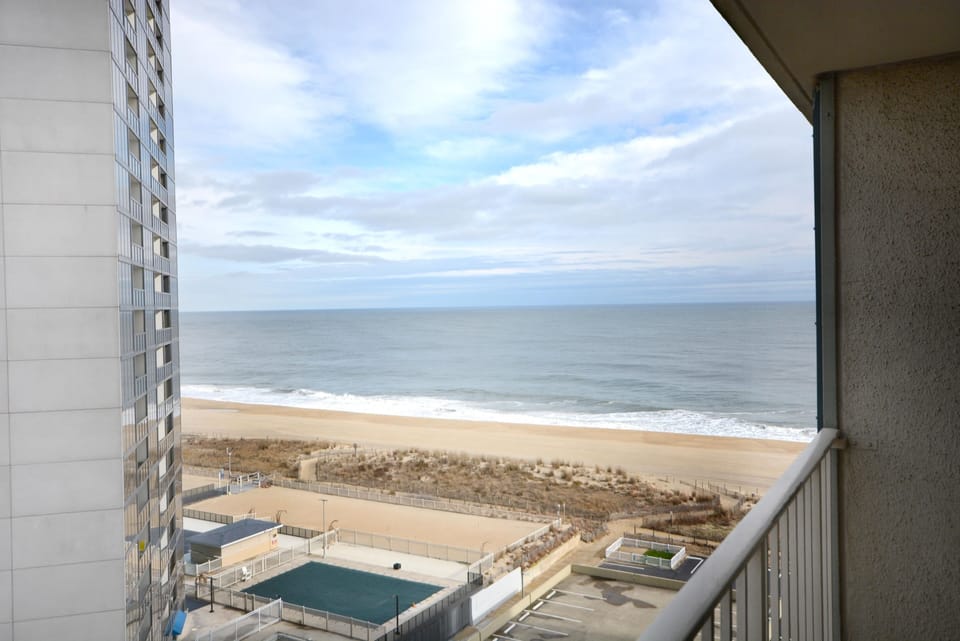 BALCONY-VIEW