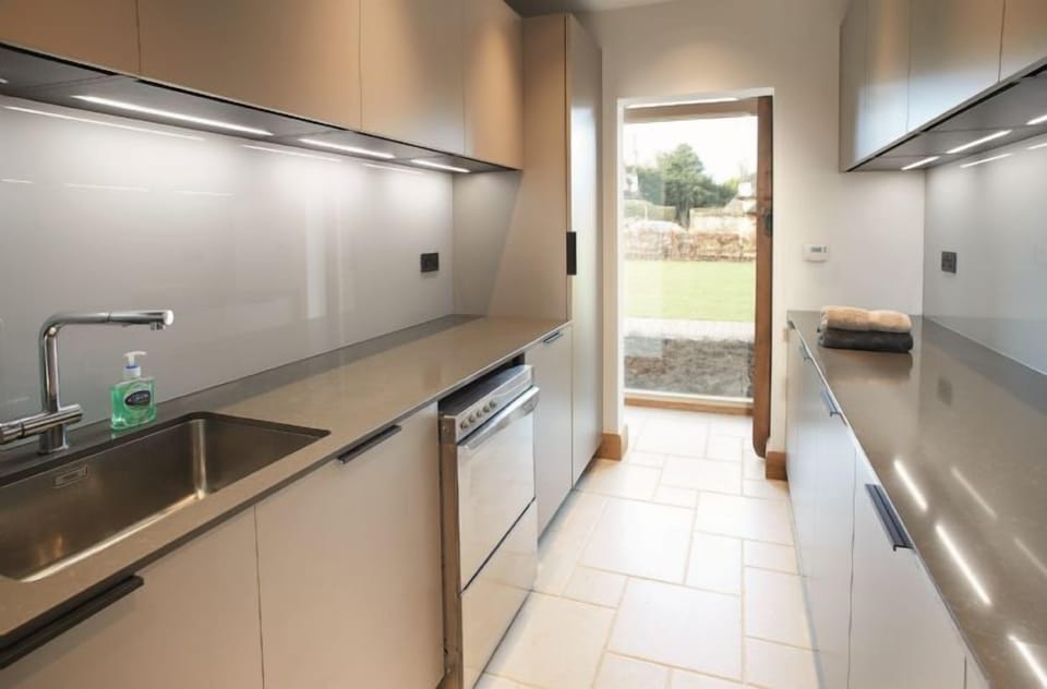 Exeter Wing: Scullery kitchen