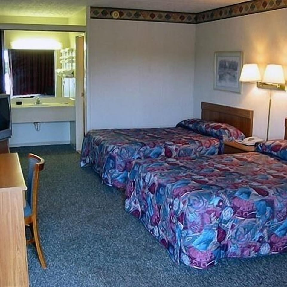 Standard Room, 2 Double Beds | Free WiFi
