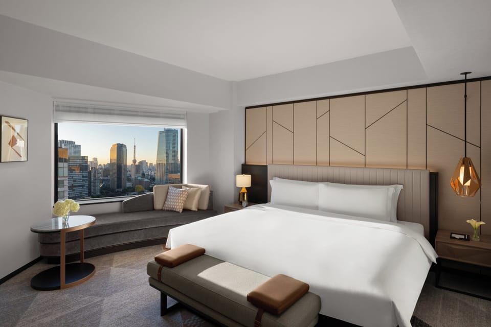 Suite, 1 King Bed, Club Lounge Access (Sora) | 1 bedroom, minibar, in-room safe, iron/ironing board