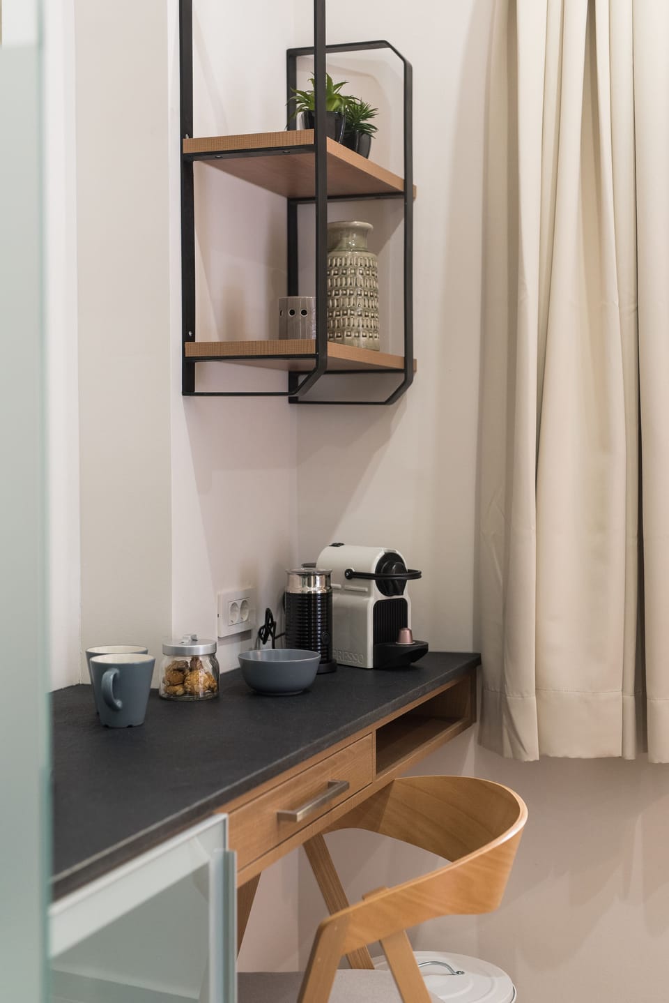 Superior Double Room, 1 Queen Bed, City View | In-room safe, free WiFi, bed sheets