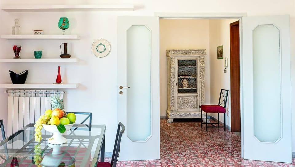 Apartment, 2 Bedrooms | In-room dining