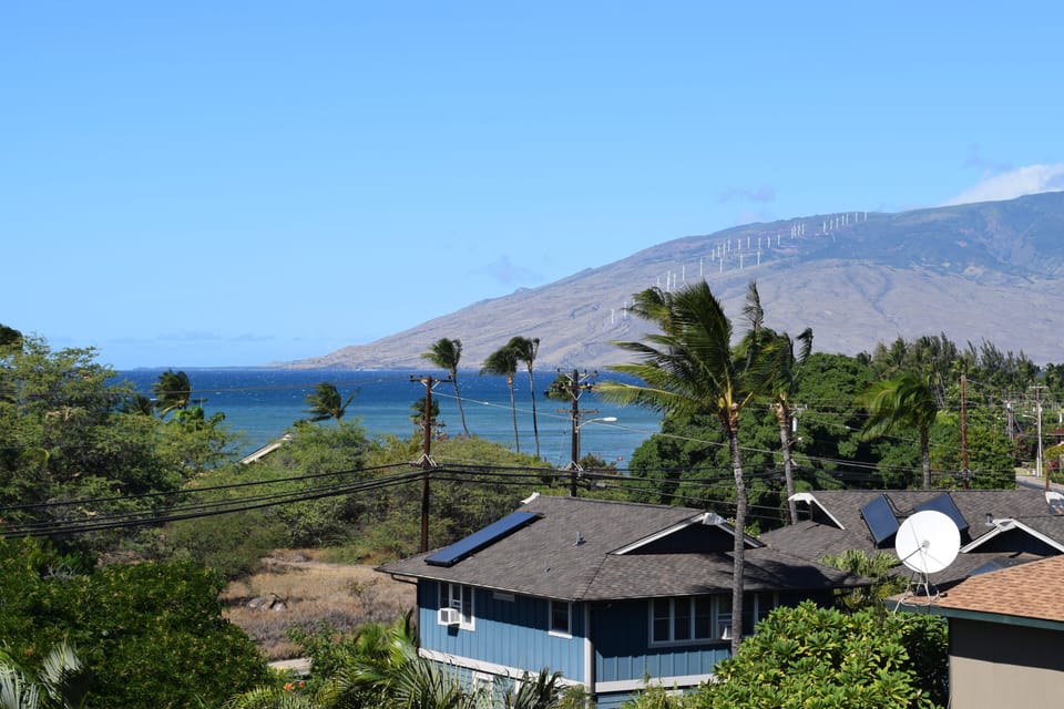 Ocean and mountain view from lanai