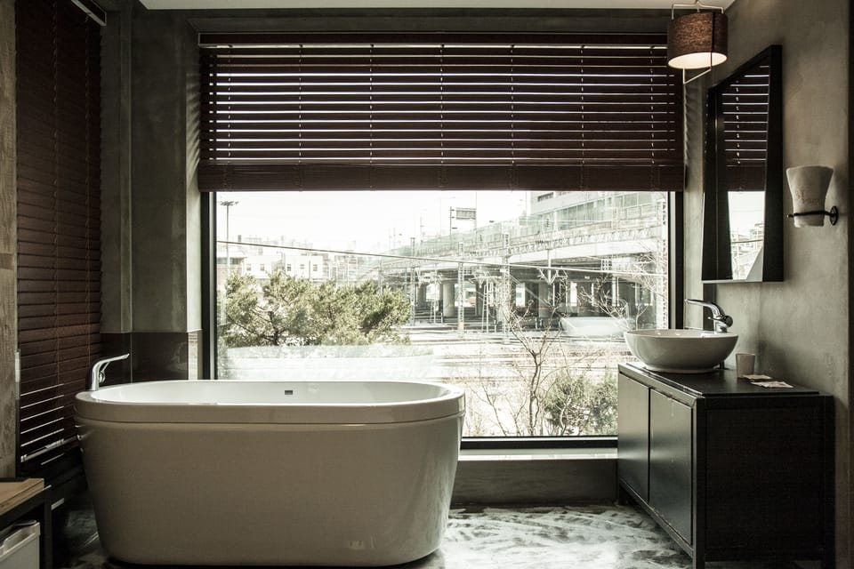 Standard Double Room, Bathtub (Railway View) | Deep soaking bathtub