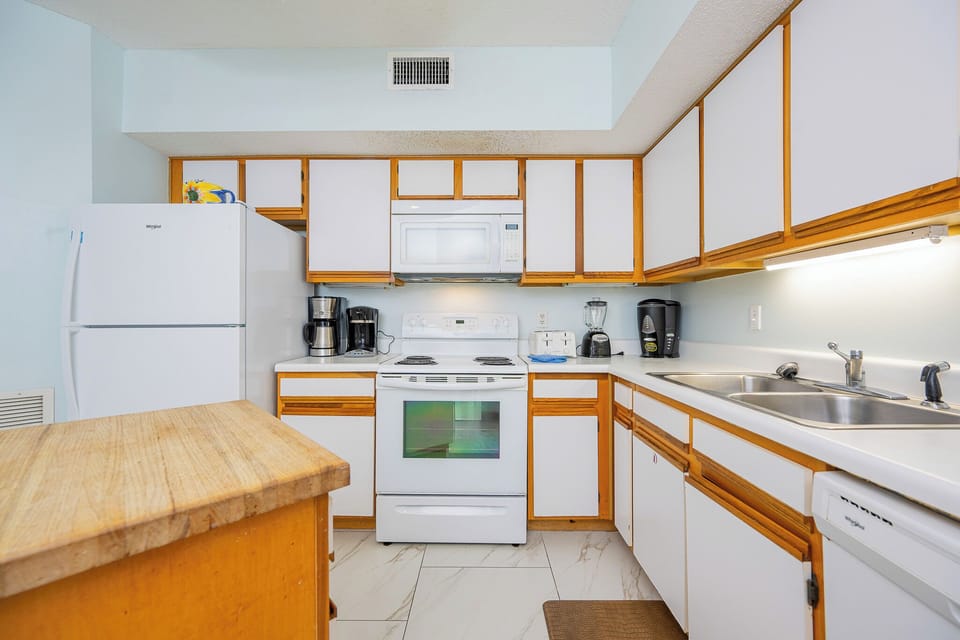 Pelican Pointe 1404-17