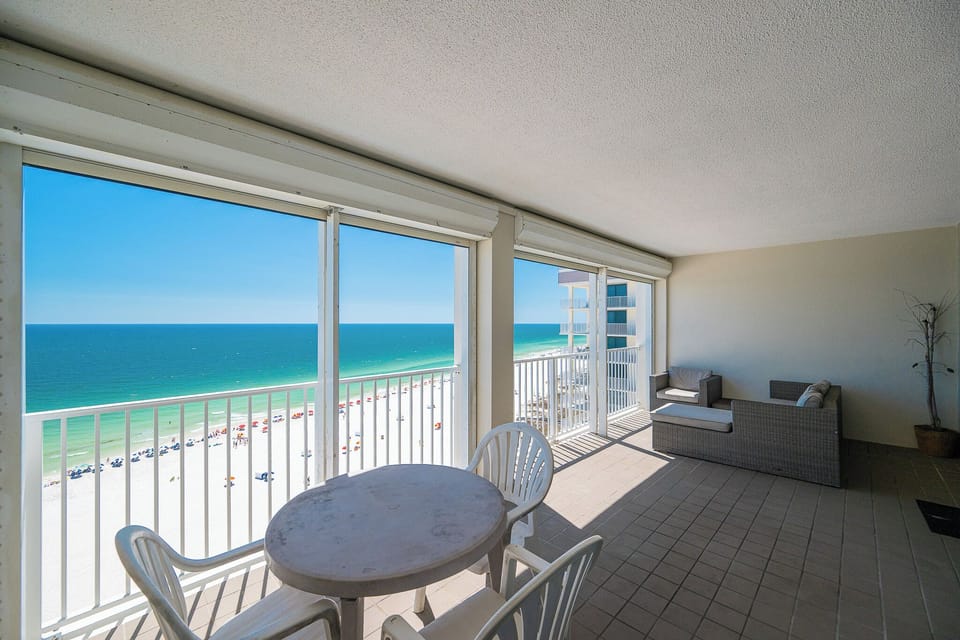 Pelican Pointe 1404-2
