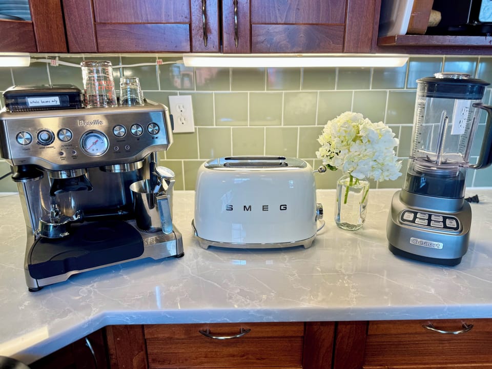 Breville espresso machine, Smeg Toaster, Blender, Rice Cooker, Panini Press, etc