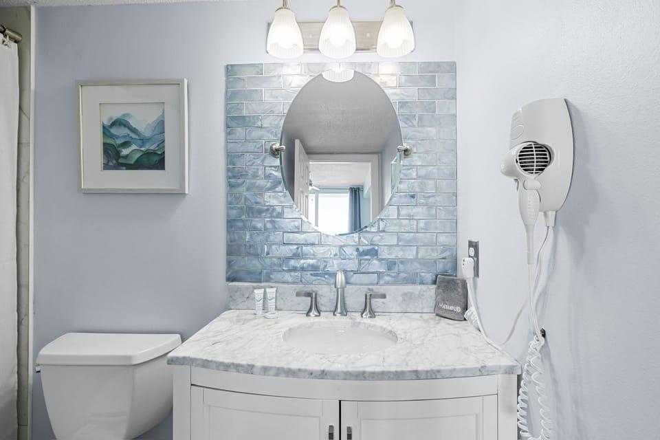 En Suite off Primary Bedroom