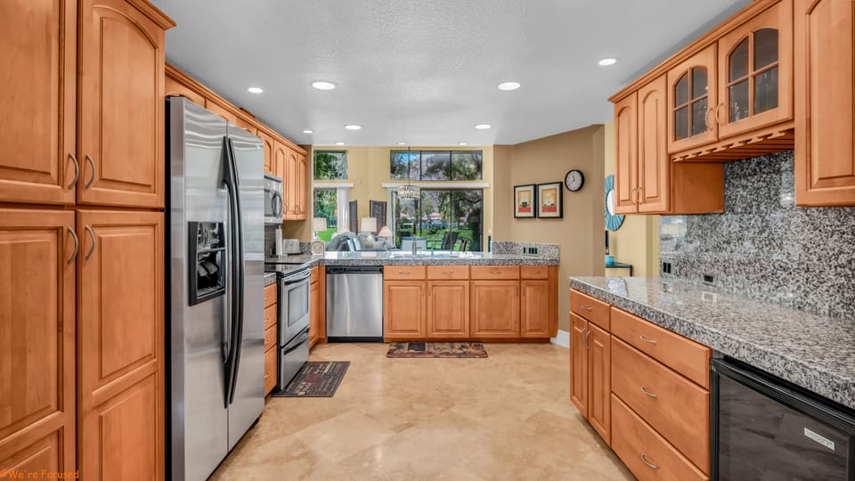 Fully appointed kitchen, groceries not included :)