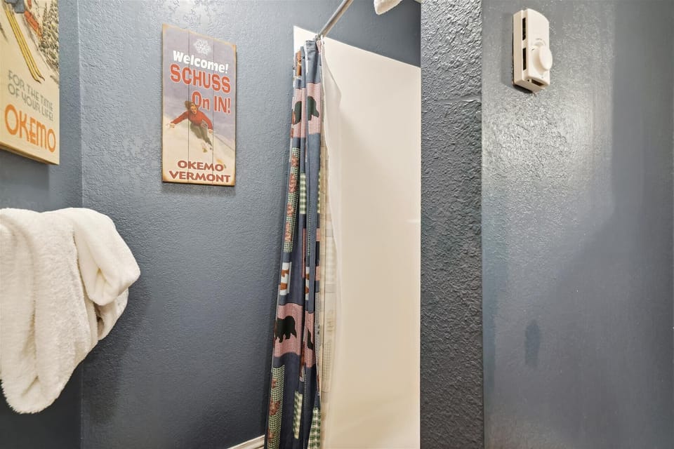 Bathroom - Double Eagle B12 - Breckenridge Vacation Rental