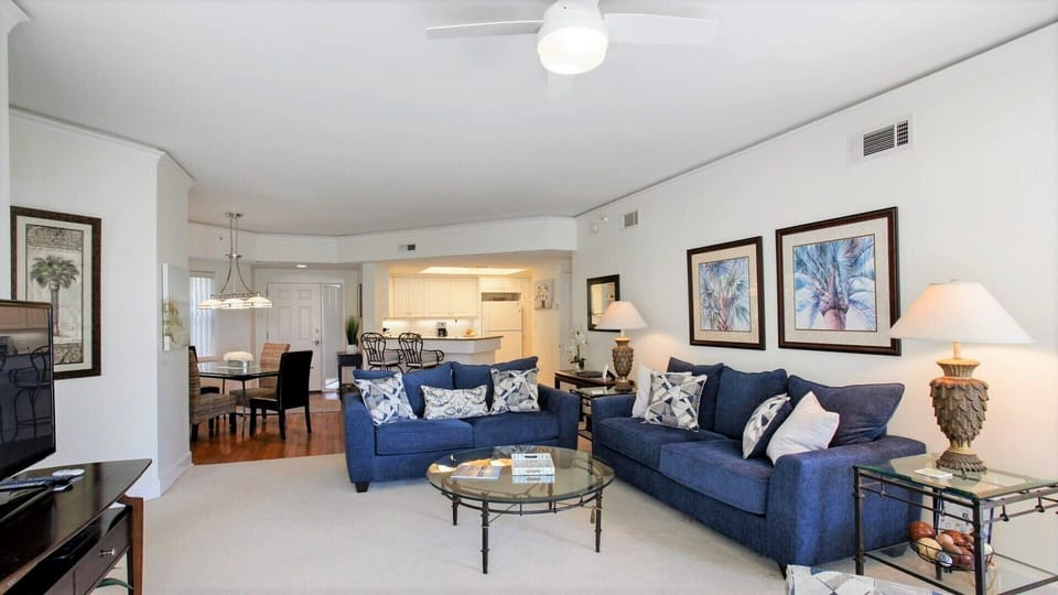 Light and Bright Open Floorplan at 201 Windsor Place