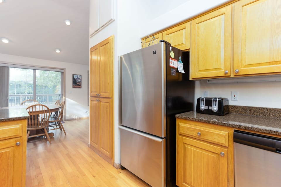 Kitchen - Main Level