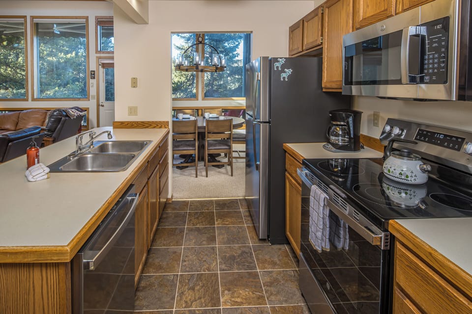 Ample counter space and everything you need for culinary creations | Main Level