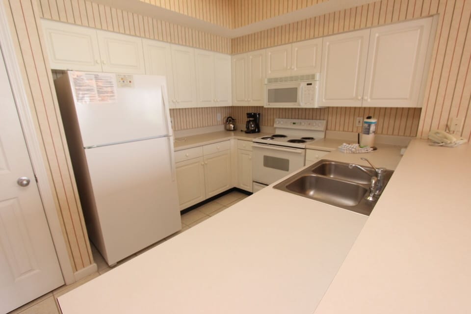 Fully equipped kitchen!