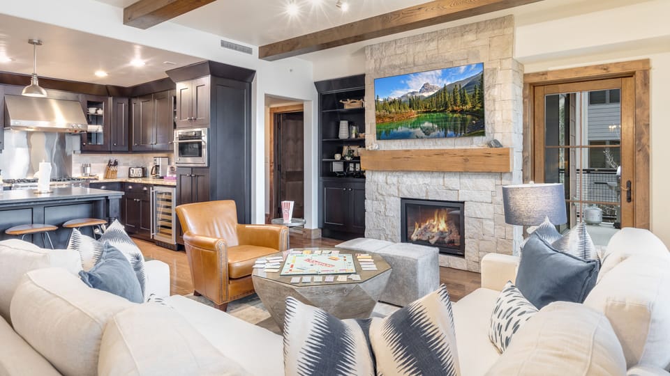 Great Room into Kitchen