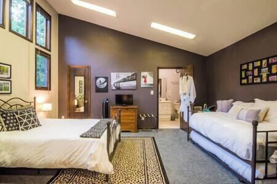 Back Bedroom