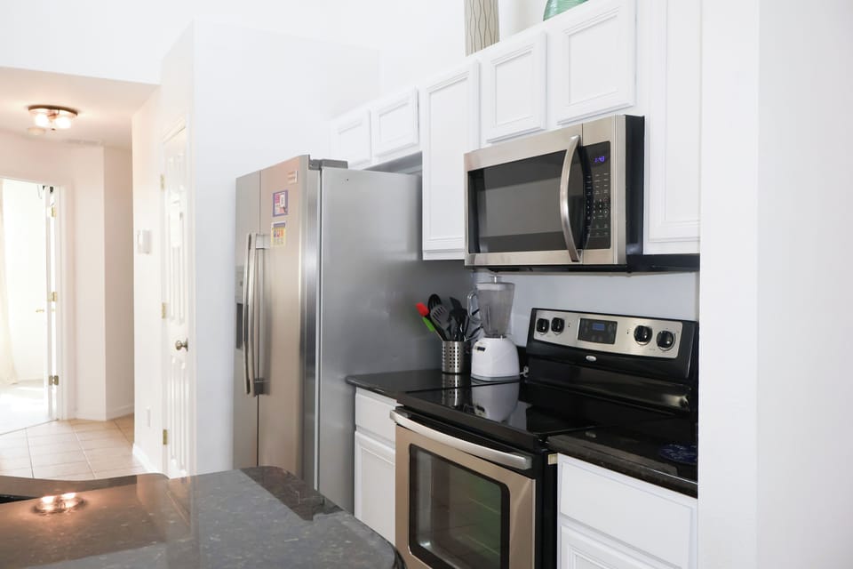 Fully equipped kitchen