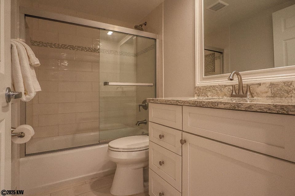 Newly Remodeled Guest Bath