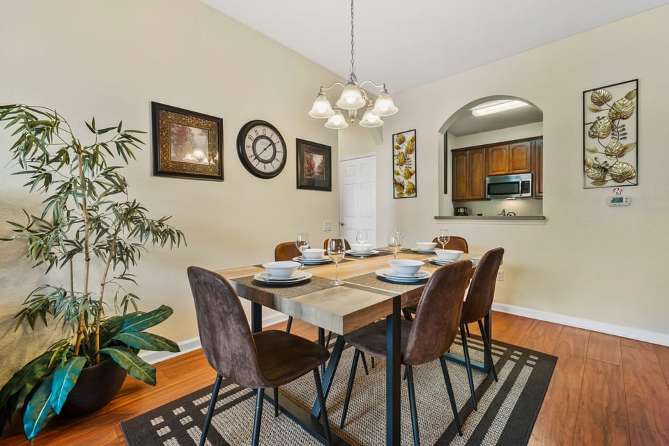 Dine, laugh, and connect in style
