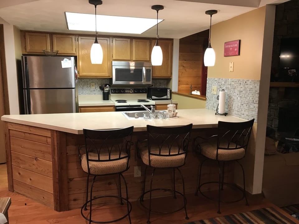 Kitchen-Has everything you will need!