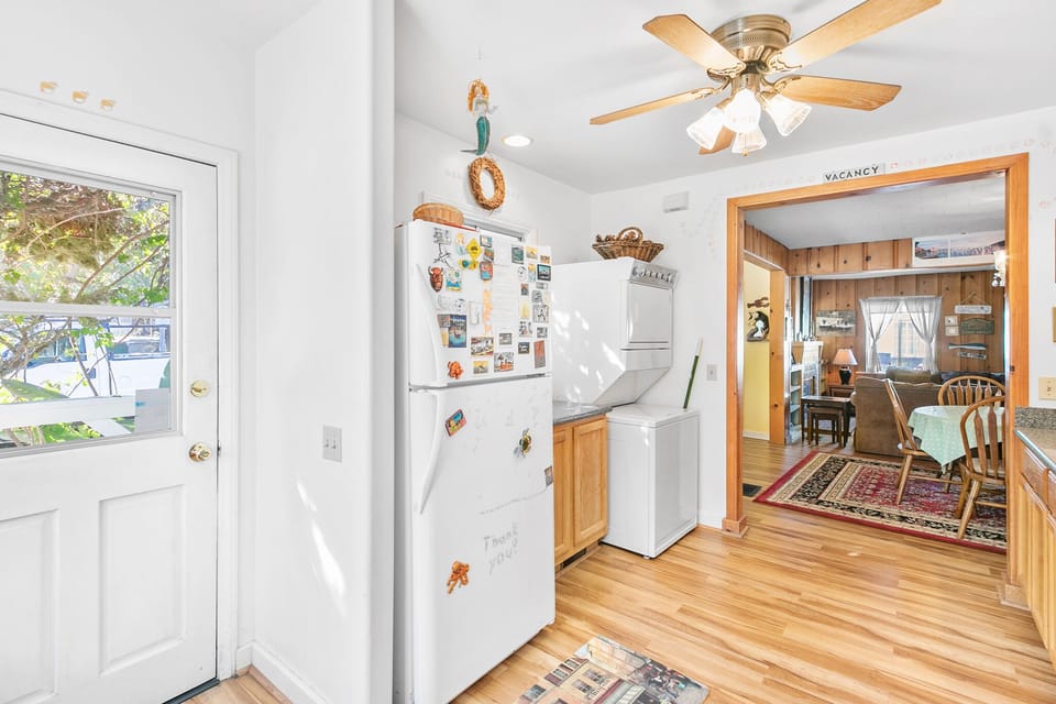 358D - Kitchen Back Entrance