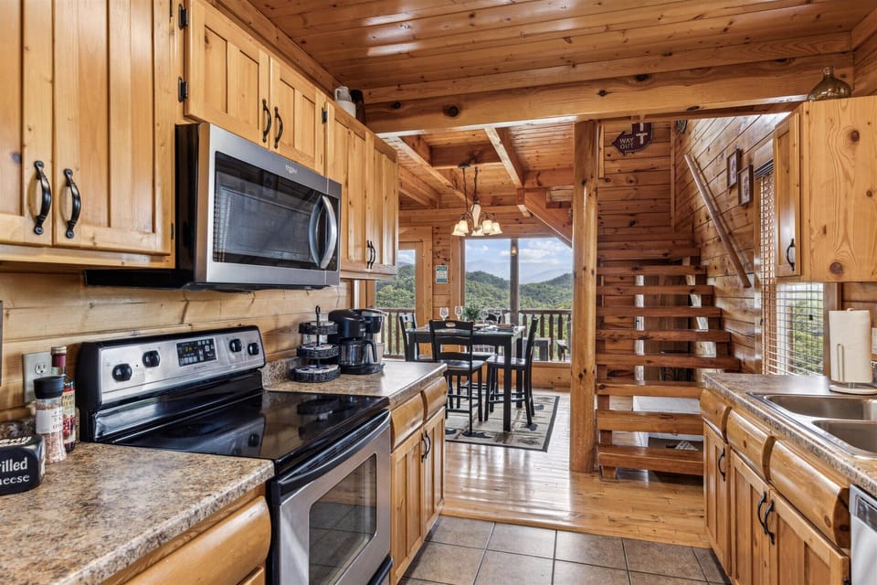 Gourmet Kitchen