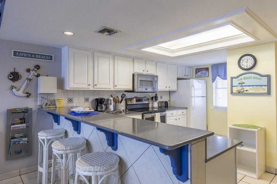 Breakfast bar