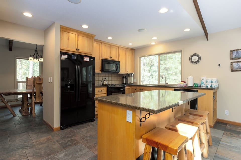 Kitchen - Main Level