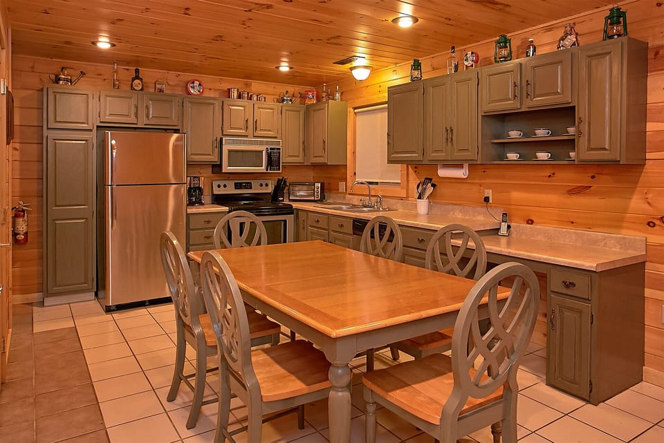 Dine and prepare meals in your fully equipped kitchen