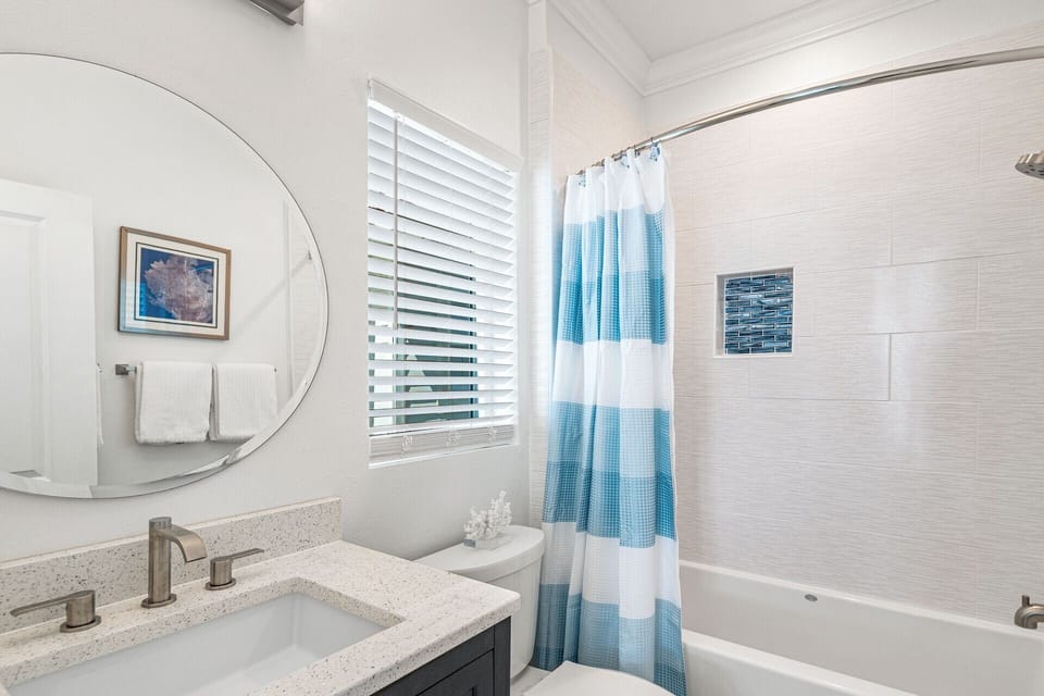 2nd floor Gulf front King suite private bathroom with tub/shower