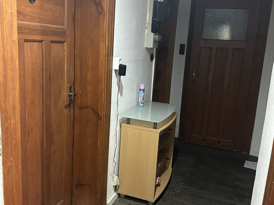 Standard Double Room, Shared Bathroom (Zweibett) | Lobby