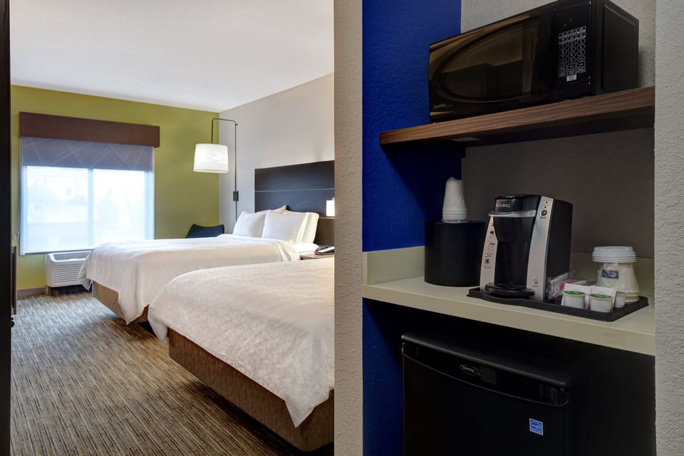Standard Room, 2 Queen Beds | In-room safe, desk, iron/ironing board, cribs (free)