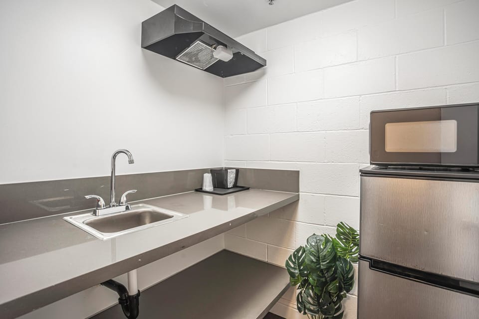 Deluxe Single Room | Premium bedding, free WiFi, bed sheets, wheelchair access