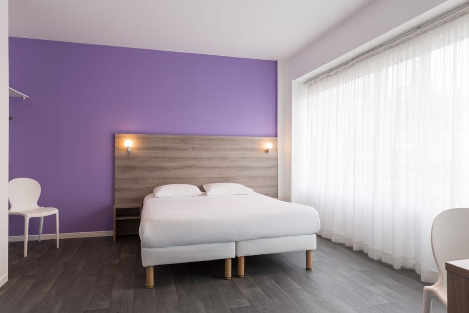 Double Room | Iron/ironing board, free WiFi, bed sheets