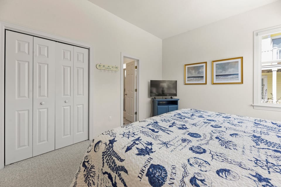 HK02: Tides & Tees | Bottom Level Bedroom 3