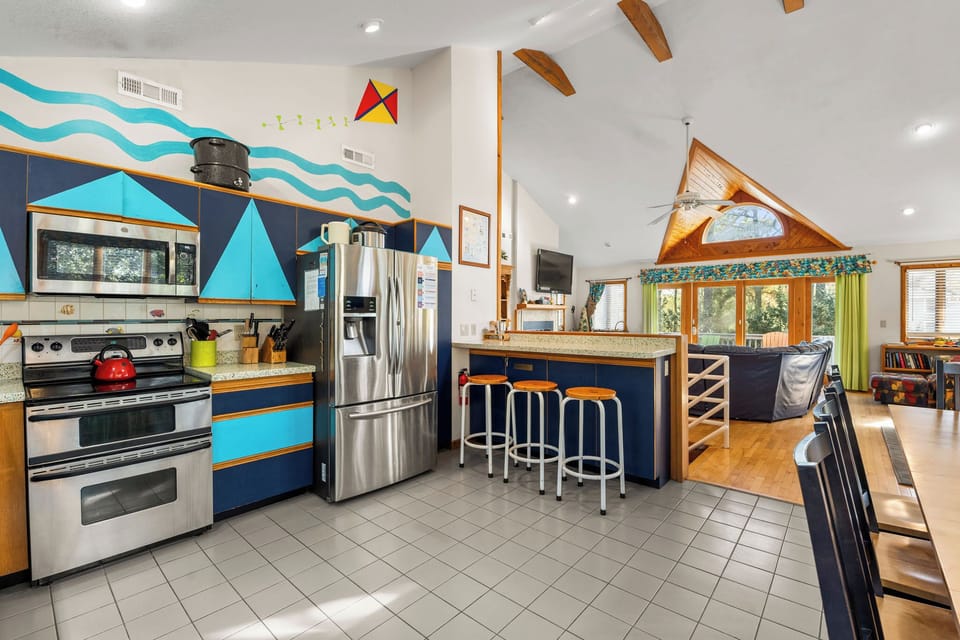 CL718: Dunewood | Top Level Kitchen