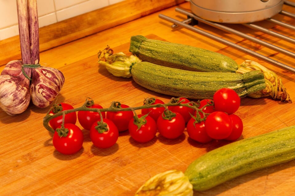 Food, Ingredient, Produce, Tableware, Natural Foods