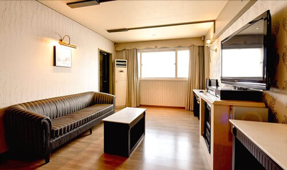 Family Room (1Double+1Sinlge+1Futon) | Room amenity
