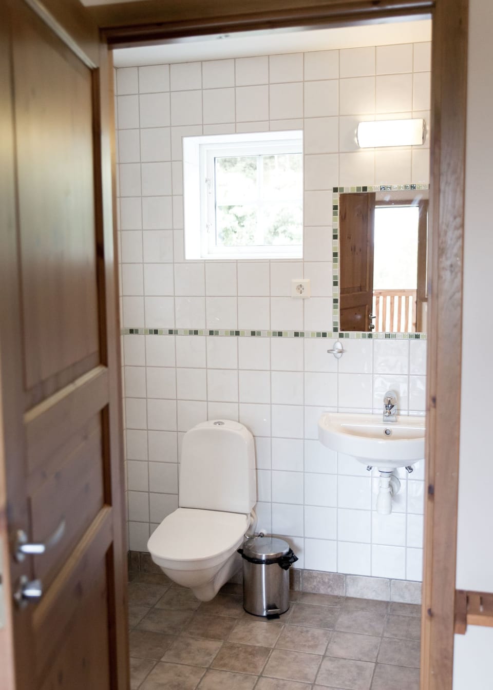 Bathroom | Shower, free toiletries, hair dryer, towels