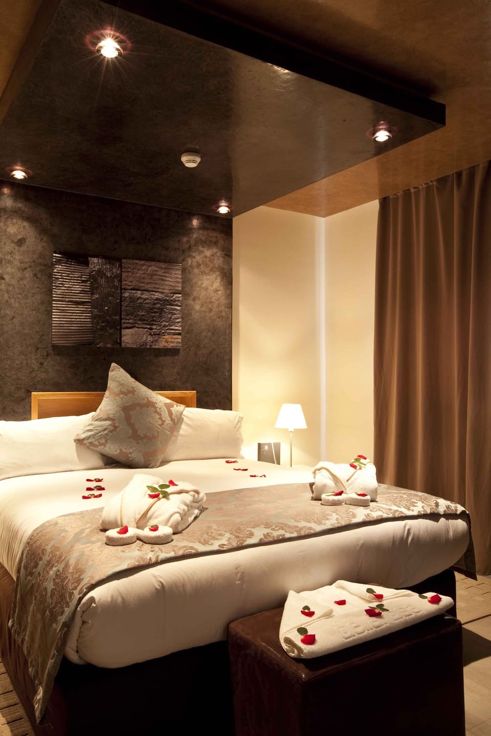 Premium bedding, Select Comfort beds, minibar, in-room safe