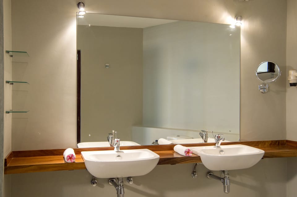 Free toiletries, hair dryer, towels