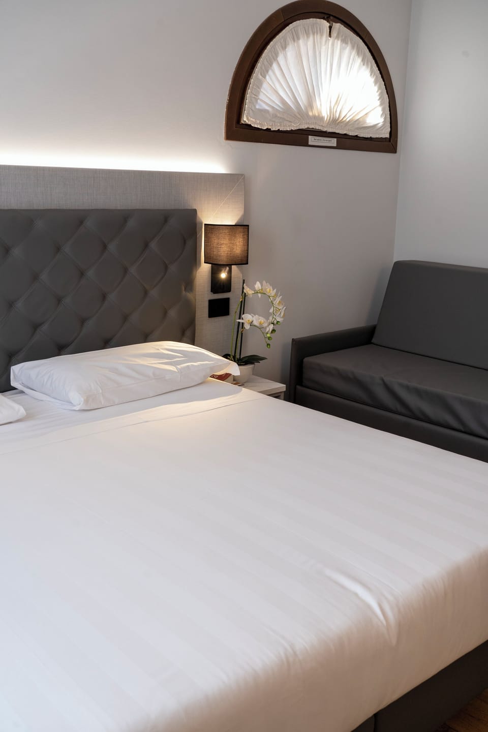 Triple Room, Accessible, Annex Building | 1 bedroom, minibar, blackout drapes, free WiFi