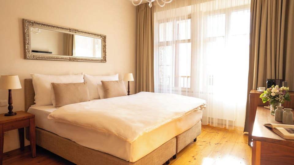 Classic Room | Premium bedding, minibar, in-room safe, cribs/infant beds