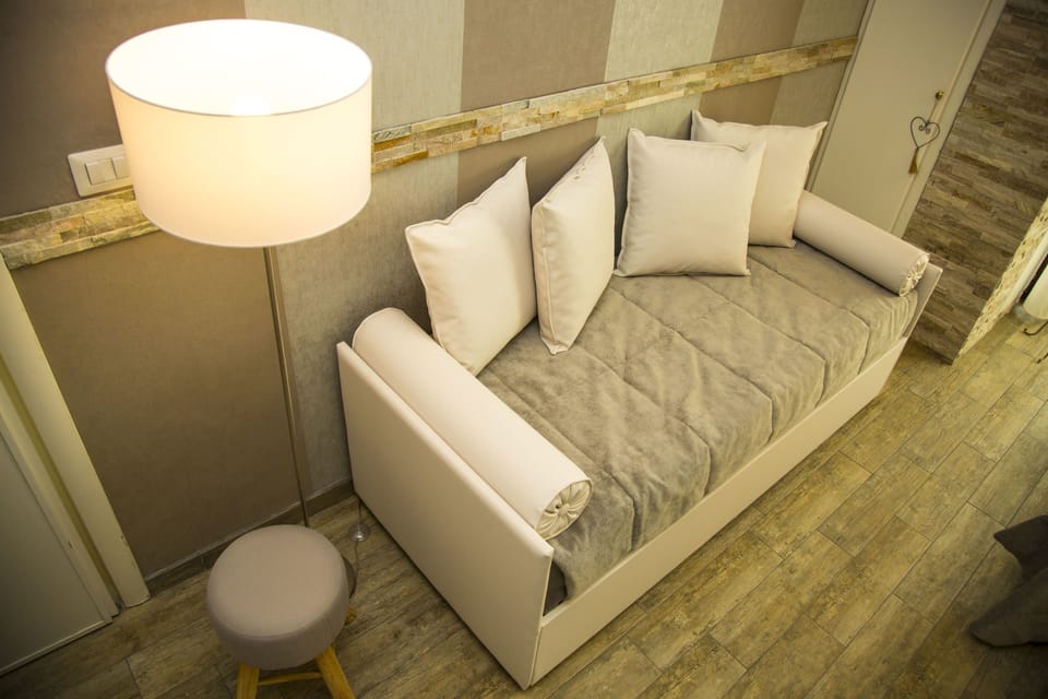 Standard Triple Room | Free minibar, desk, free WiFi, bed sheets