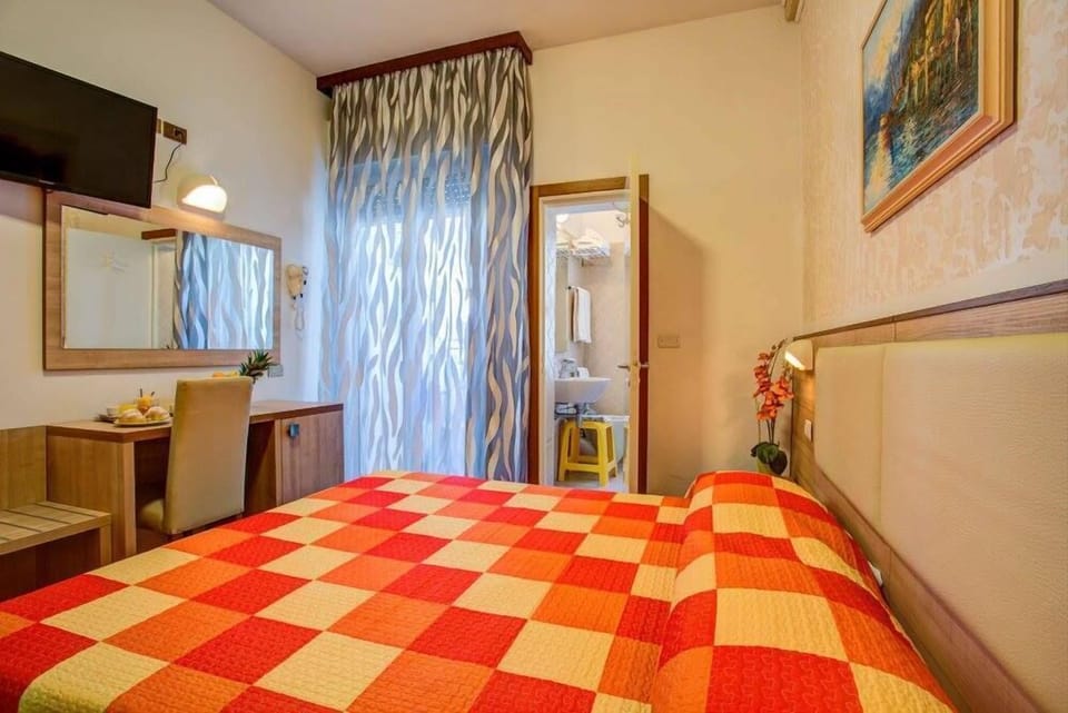 Standard Double Room | In-room safe, desk, cribs (free), WiFi (free)