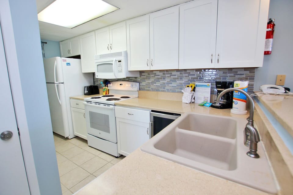 3 - Kitchen (2)