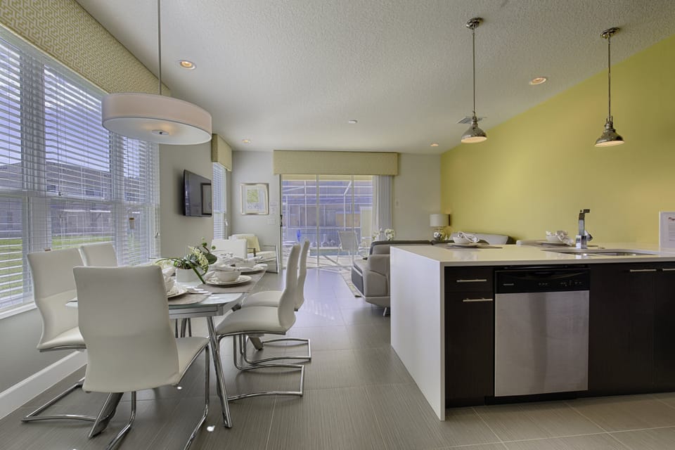 03_Dining_Area_0721.jpg