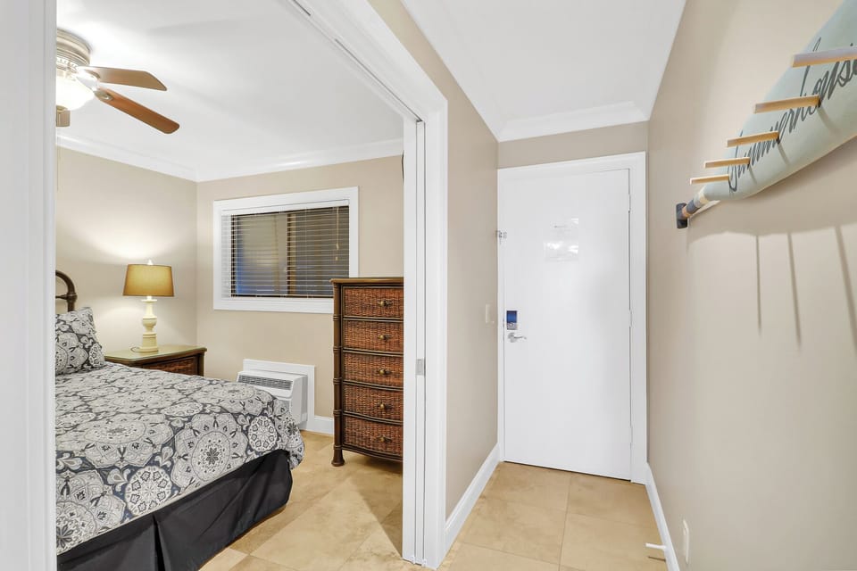 Master Bed - The master bed features a queen size bed perfect for a cozy night in.